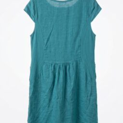 Rochie din material lejer de culoare turcoaz, fără mâneci