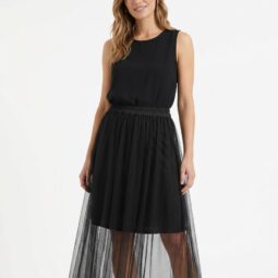 Rochie elegantă neagră cu fustă din tul